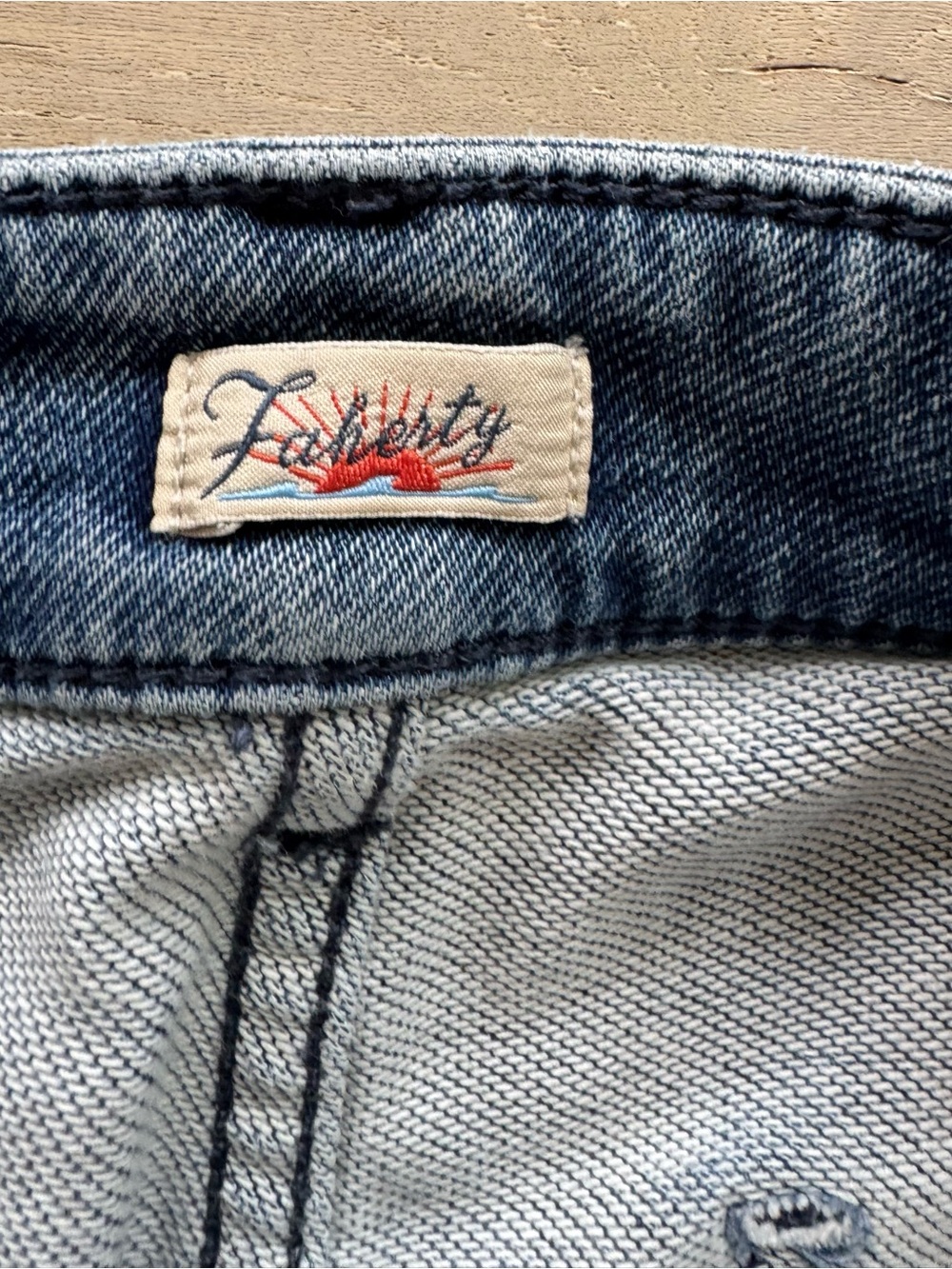 FAHERTY WOMEN'S TERRY PATCH POCKET JEANS 27 - Picture 4 of 8